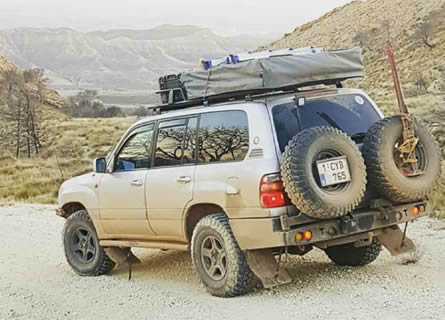 Explore Serengeti National Park on your own terms. Hire a 4×4 rooftop-tent camper in Arusha for budget or one-way self-drive Tanzania safaris.